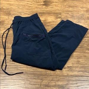 Xcvi movement crop pants